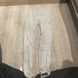 Wunder Under 28’ leggings
